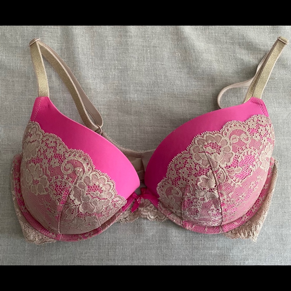 Victoria’s Secret 36 D Dream Angels Push up Bra!